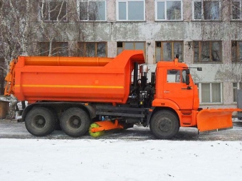 扫雪车